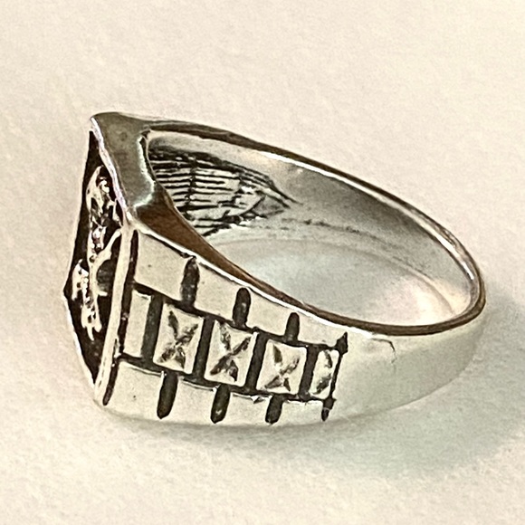 Men’s Vintage Statement Ring!! 10 - Picture 9 of 11